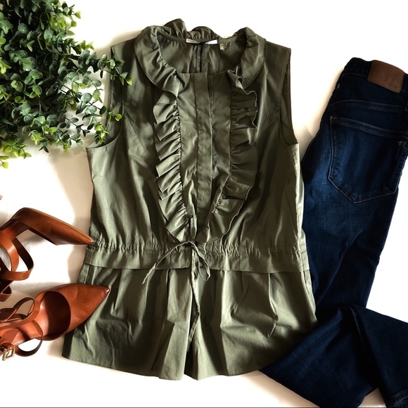 Tahari Tops - T Tahari sage green ruffle sleeveless blouse, S